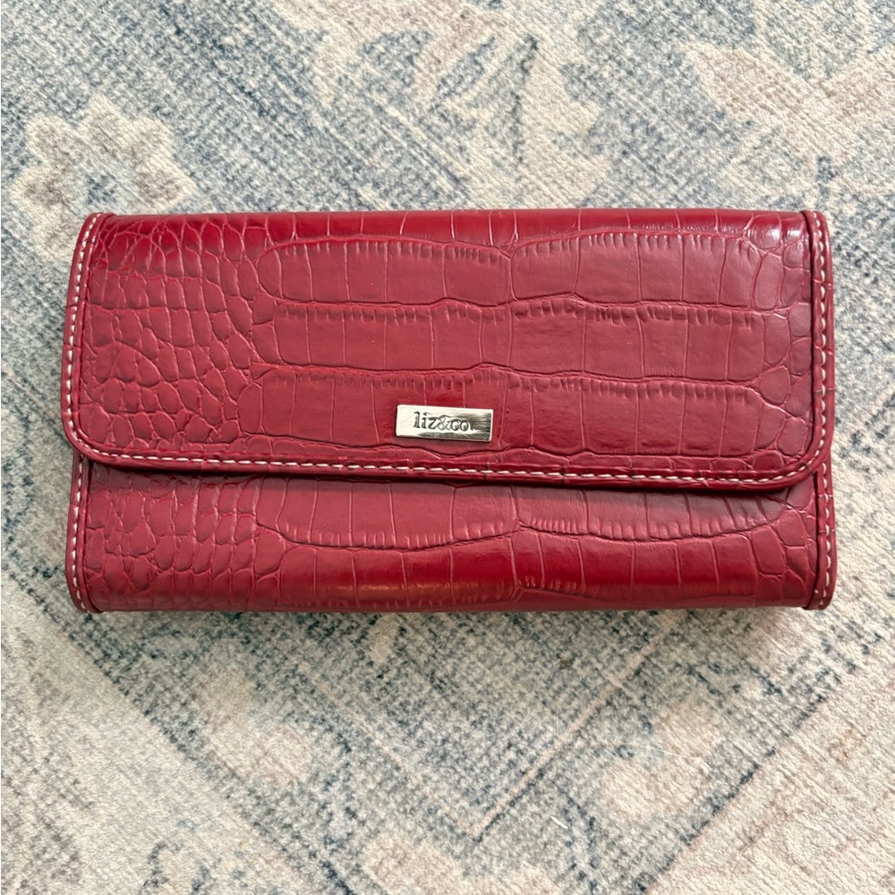 Liz Claiborne Red Croc-Patterned Wallet